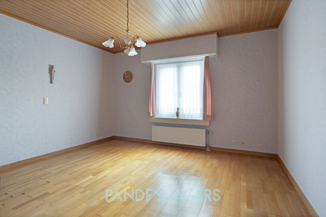 Ruime open bebouwing met bijgebouw te Duffel 