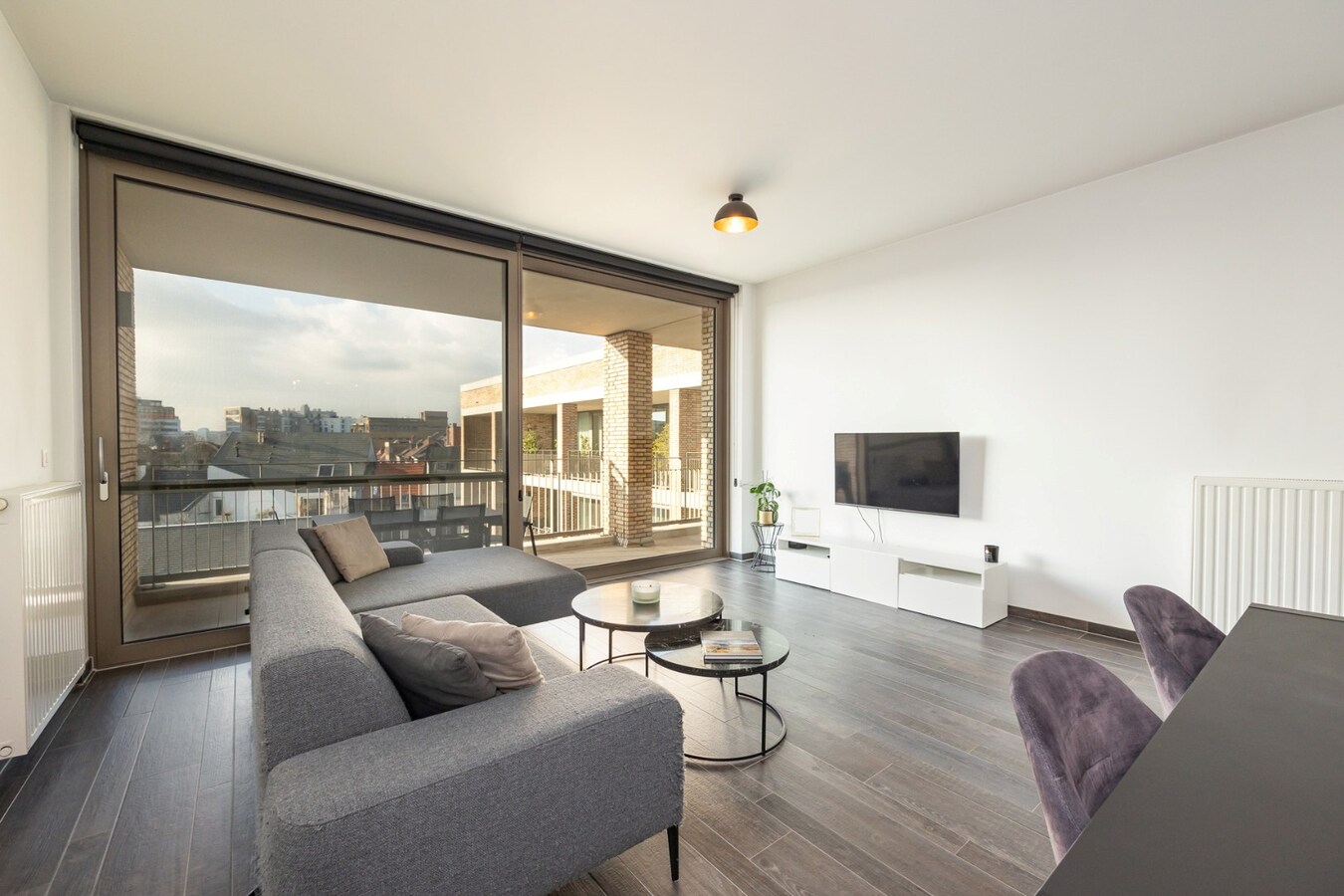 Modern appt met 2 slpk en ruim terras nabij 't Eilandje! 