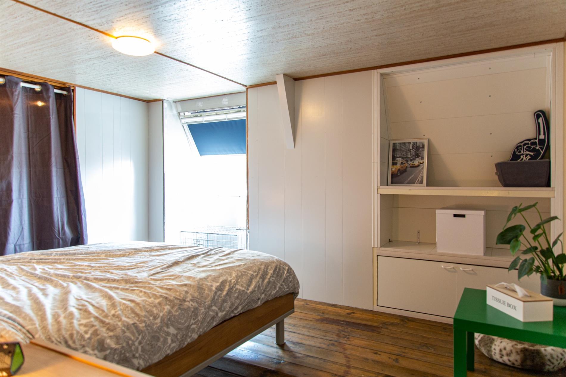 Gerenoveerde rijwoning met 2 slpks en koer te Zelzate 