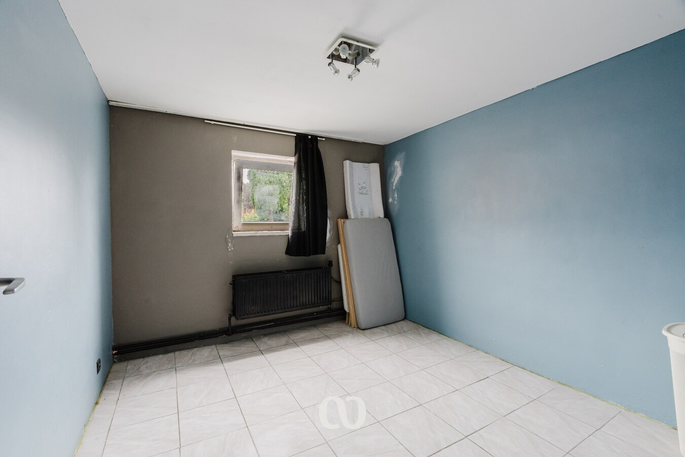 Ruime half open bebouwing op rustige ligging 