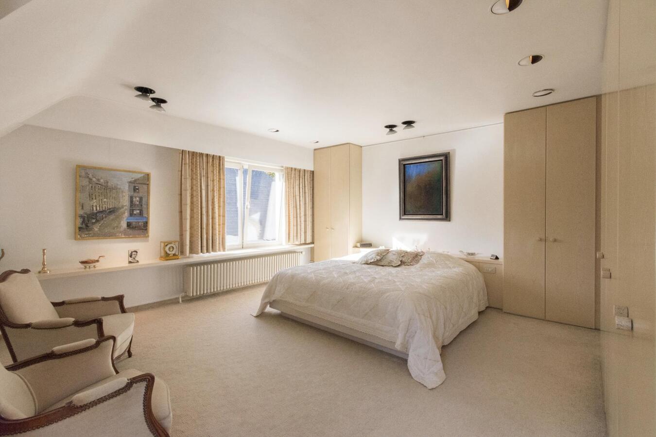 Prestigieuze villa met prachtige parktuin 