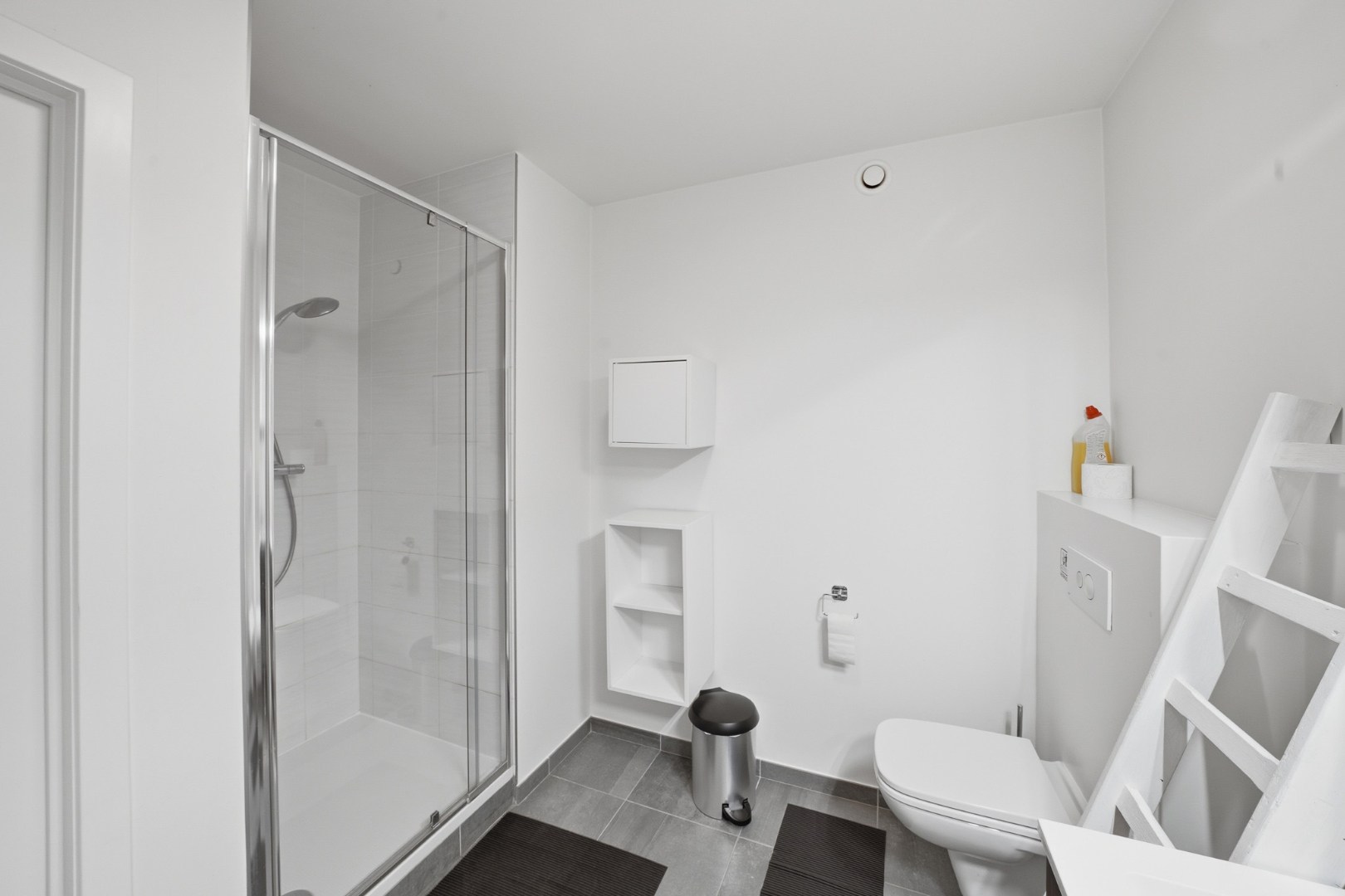 Instapklaar appartement met groot terras in Bredene - vlak bij de zee 