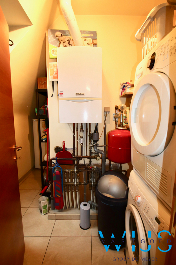 Instapklaar 3 slaapkamer appartement met terras te ERTVELDE ! 