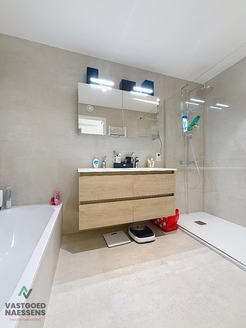 SCHITTEREND 2 SLPK AP - RIANT TERRAS - ZICHT OP GOLF 