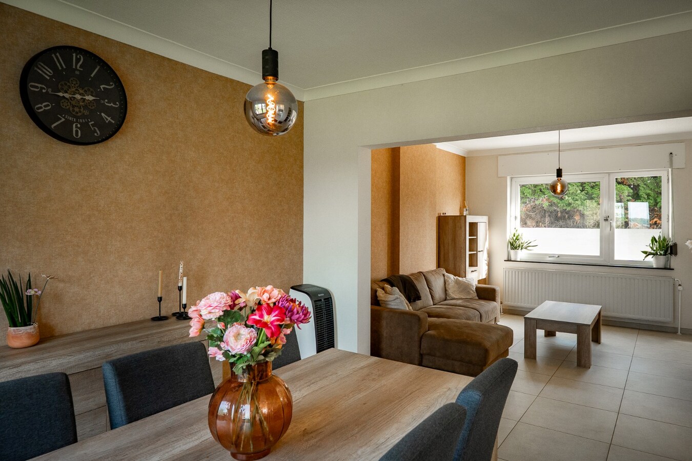Renovated property with drained track and pasture on approximately 16 ares in Mielen-boven-Aalst. 