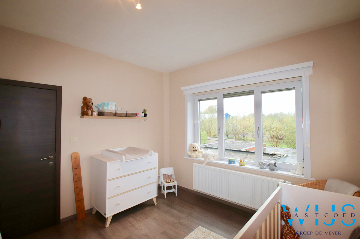 Gezellige gezinswoning op TOPlocatie in Eeklo ! 