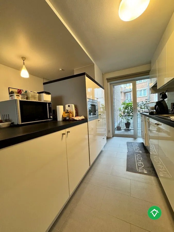 Appartement met 2 slaapkamers en garage Coupure te Gent 