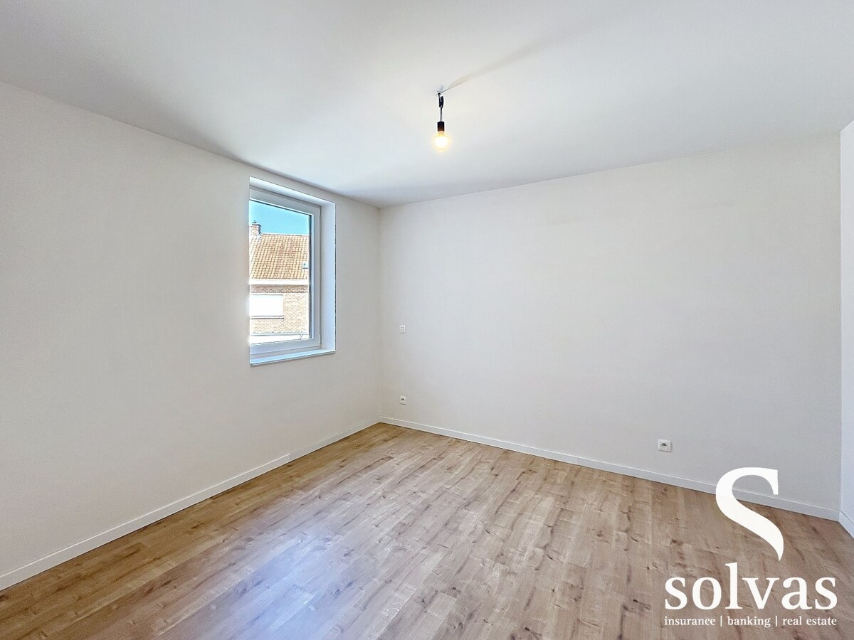 Nieuwbouwwonining met 4 slaapkamers in hartje Aalter op toplocatie. 