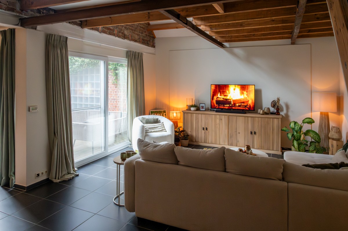 Instapklare en unieke loftwoning met ruim zonneterras op 230 m²! 