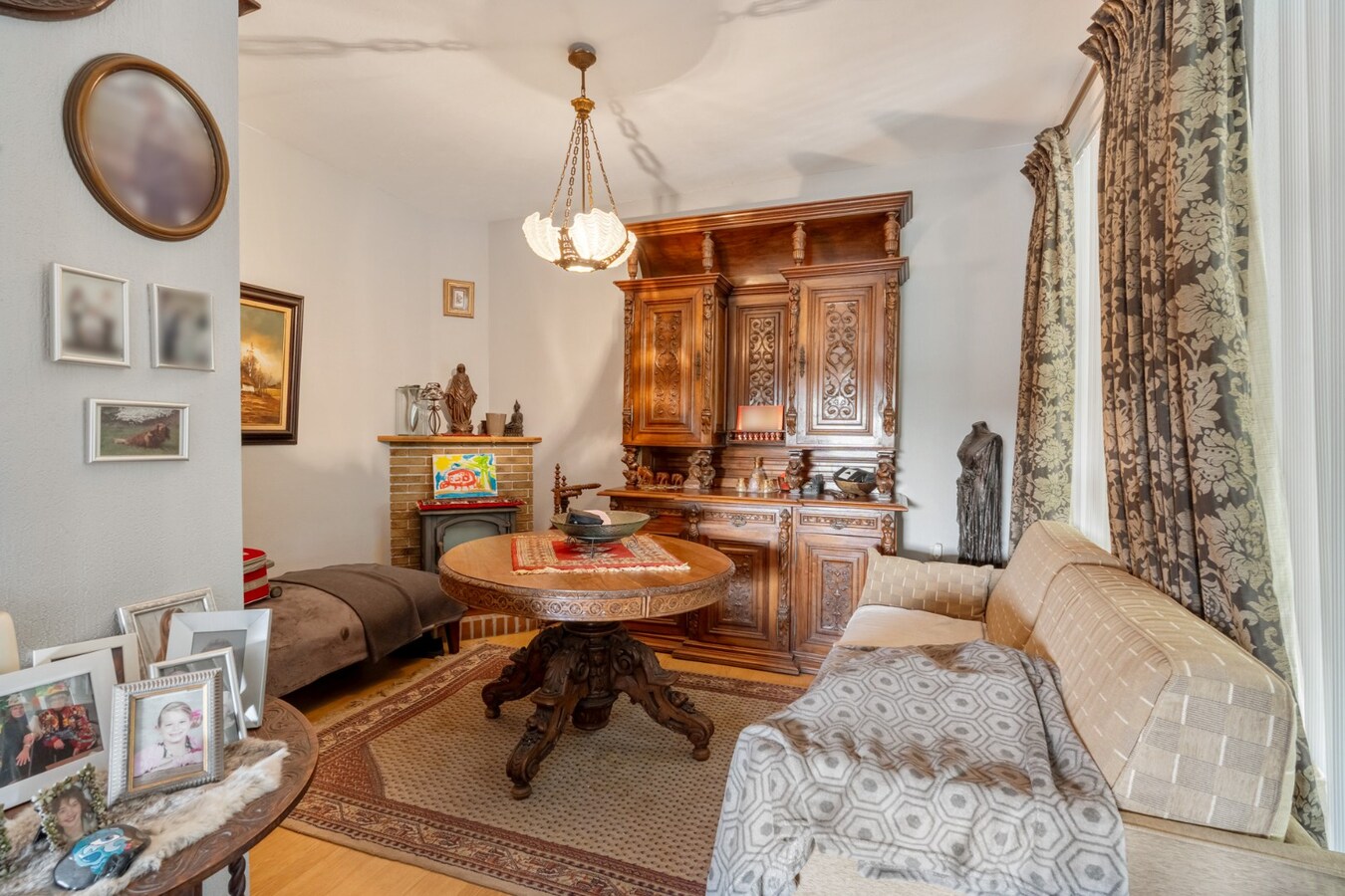Ruime, zeer rustig gelegen woning op een perceel 29a90ca te Molenbeersel - een deelgemeente van Kinrooi! 