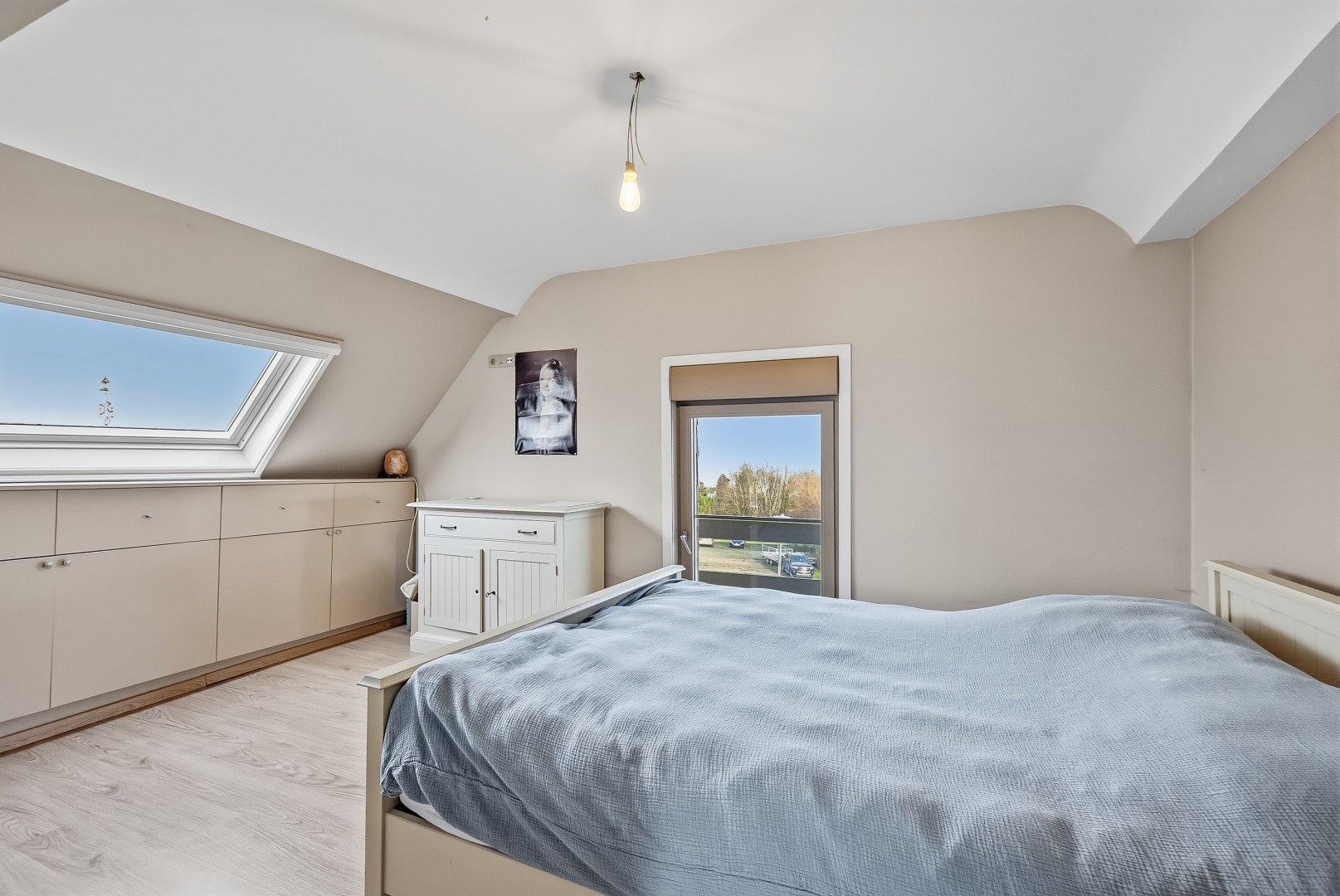 Restaurant met privéwoning en 2 B&amp;B-kamers op 4.370 m² 
