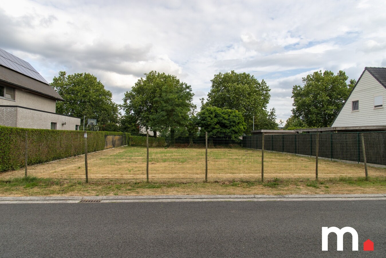 Mooi perceel bouwgrond in Rumbeke te koop ! 