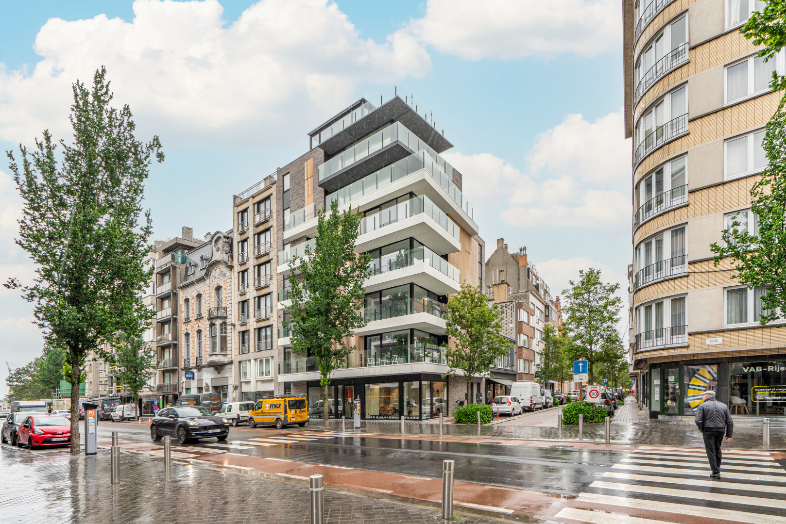 APPARTEMENT DE VACANCES  SITUÉ CENTRE VILLE - NOUVELLE CONSTRUCTION (LOC. SAISONNIERE) 