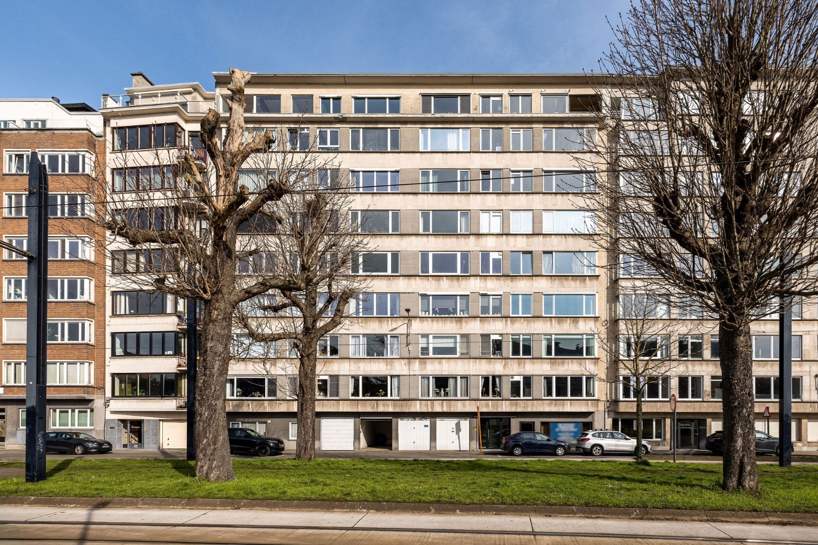 Appartement met twee slaapkamers en ruim terras 