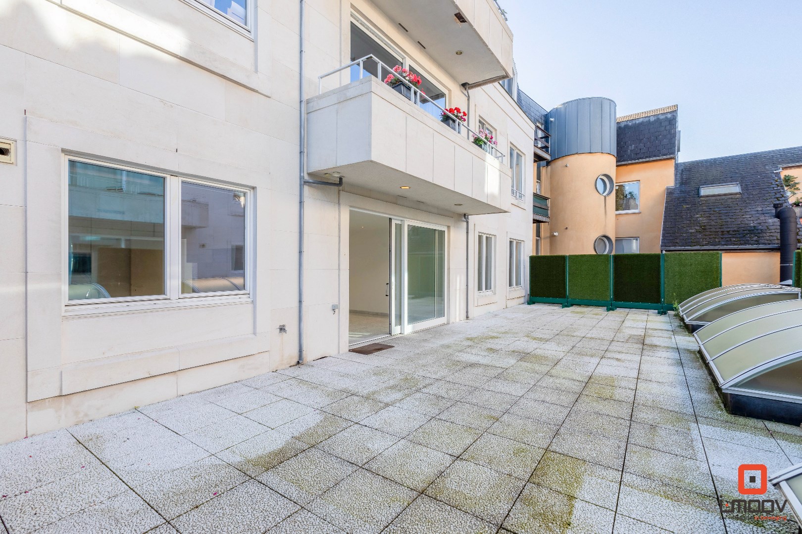 Lichtrijk appartement met uitgestrekt terras in hartje Gent! 