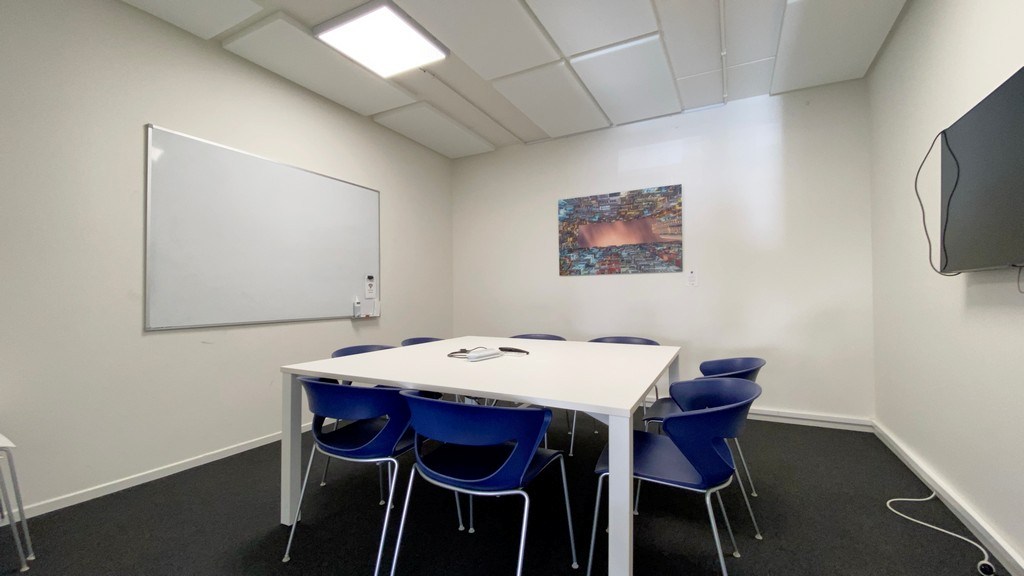 Gemeubelde kantoren in Idola Bedrijvencentrum in Lochristi