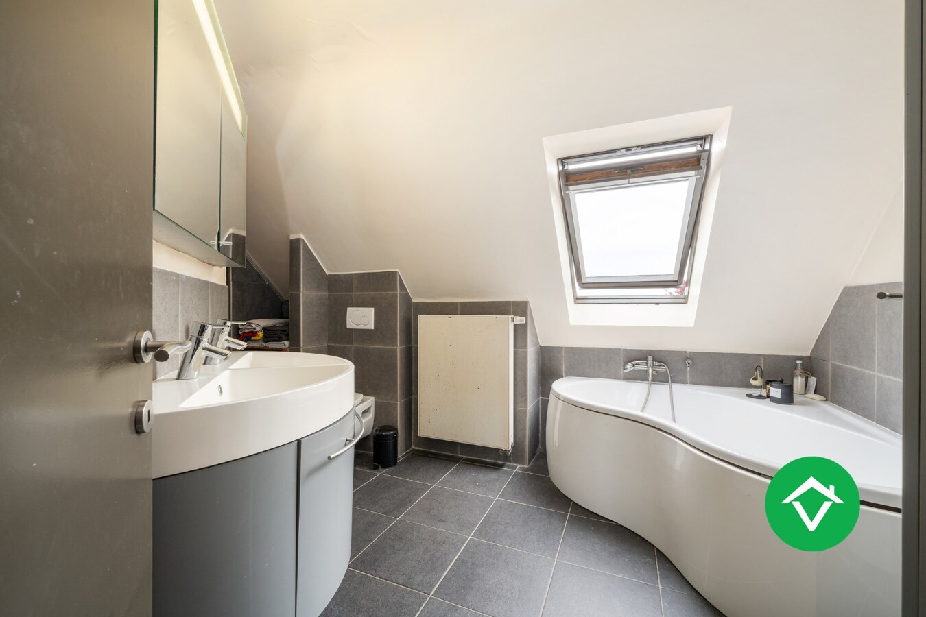 Woning met 4 slaapkamers en tuin te Gistel 