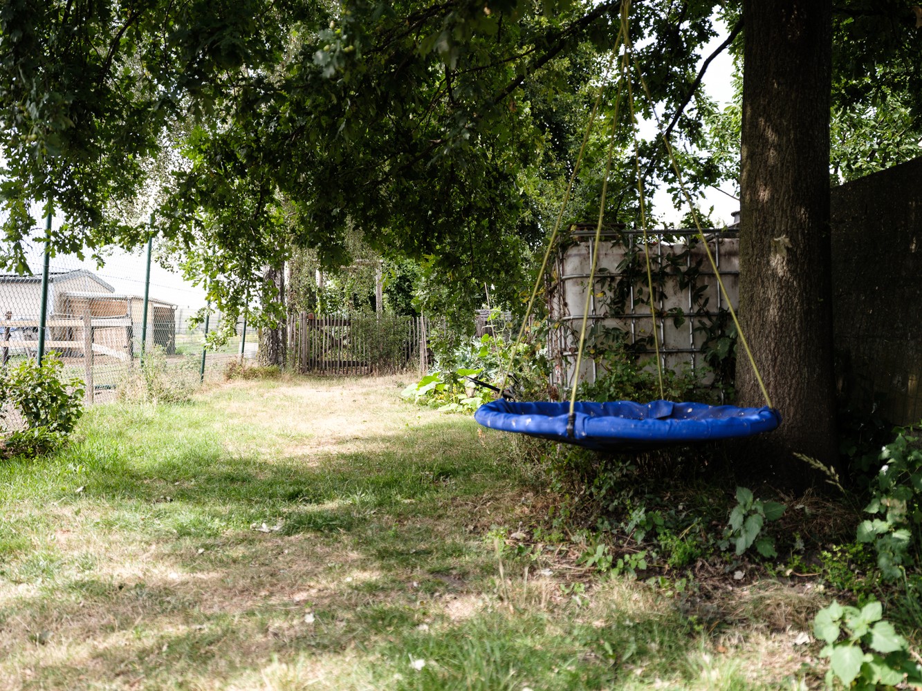 Volledig afgewerkte woning met grote tuin op toplocatie! 