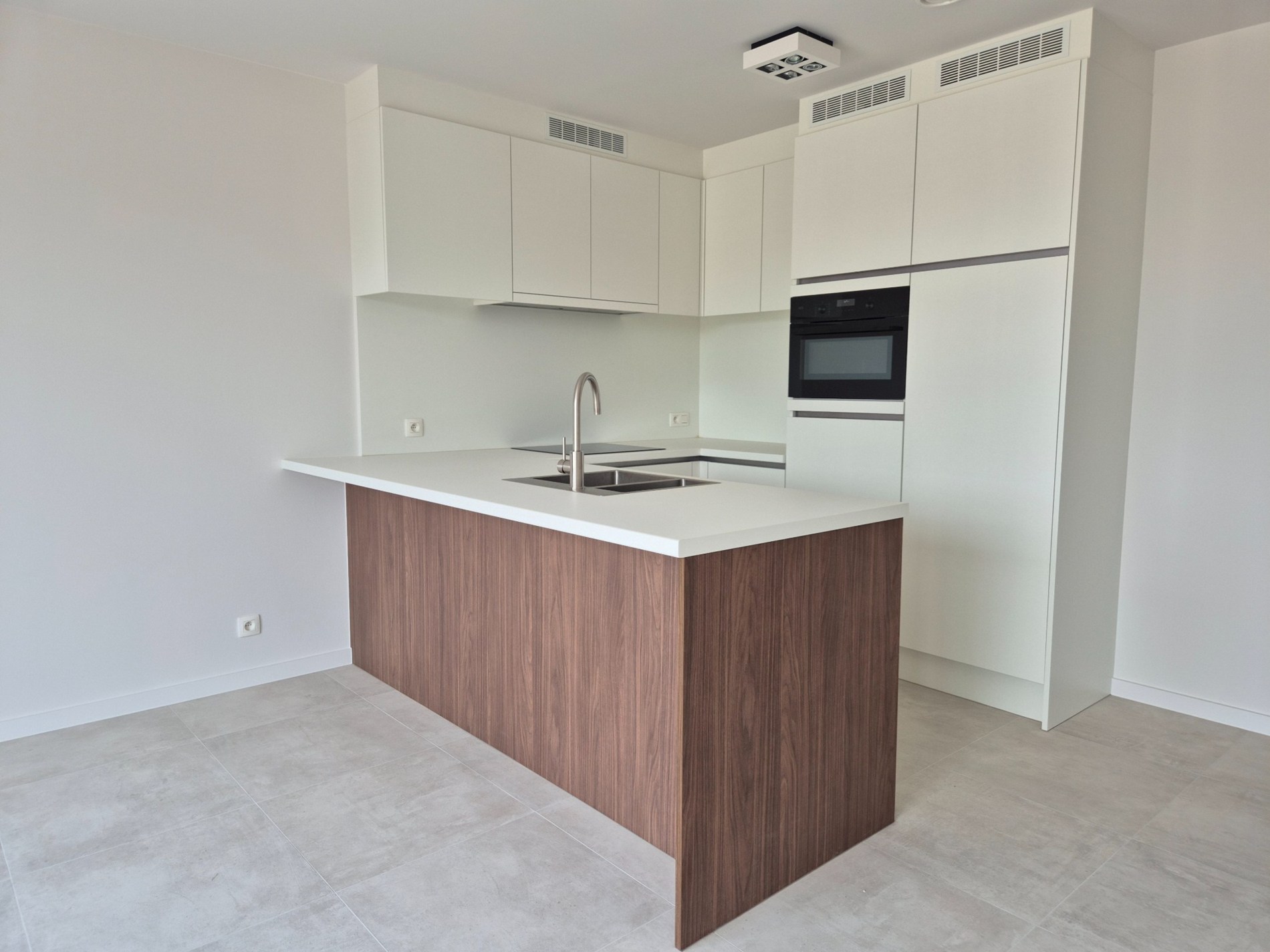 Nieuwbouwappartement met 2 slaapkamers en terras 