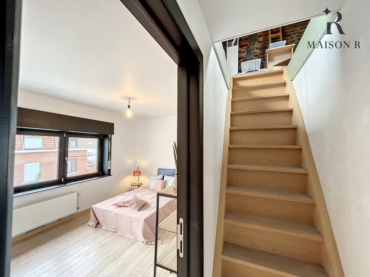 Centraal gelegen stadswoning met 3 slaapkamers en gezellige stadstuin 