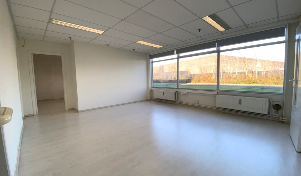 Budgetvriendelijk kantoor te huur vlakbij E40 in Wetteren
