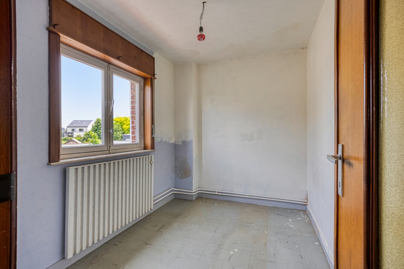 Te renoveren woning met tuin te Haasrode (Oud-Heverlee ) - 3 slaapkamers 