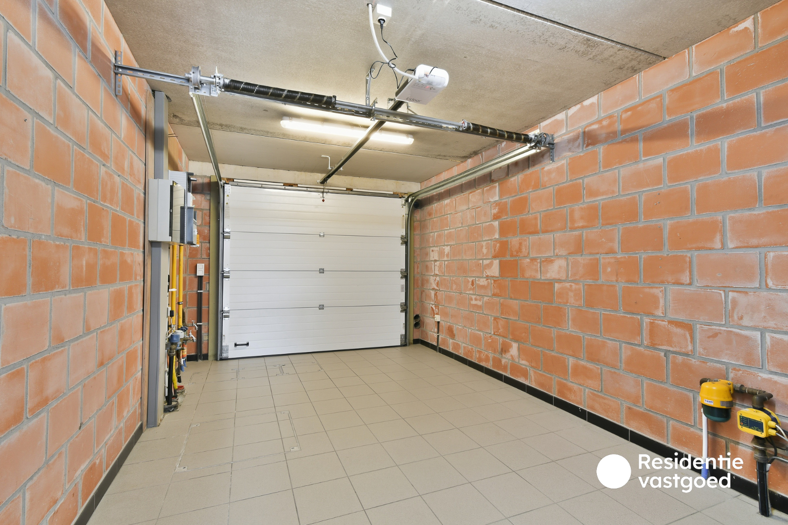 Recente woning met 3 slaapkamers en zonnige tuin nabij centrum Oudenburg 
