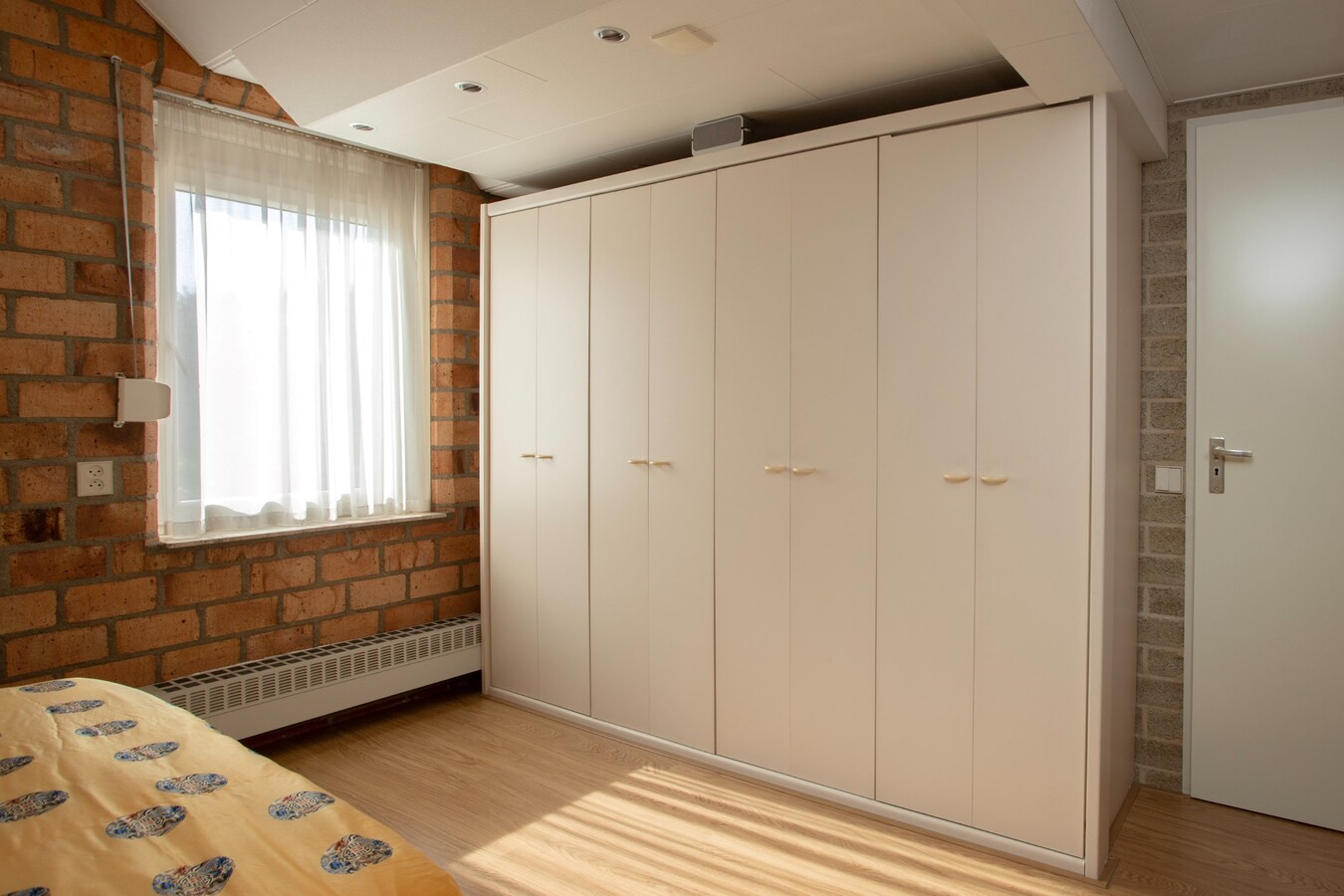 Vrijstaande woning met karakter, ruimte en een verrassende buitenruimte. 