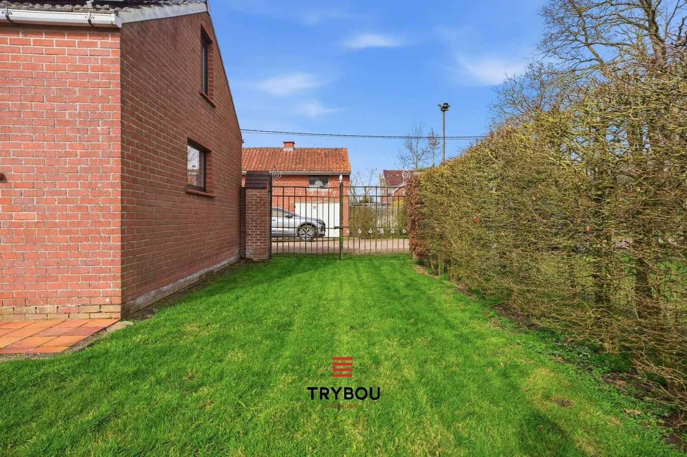 Ruime halfopen woning met 6 slaapkamers in Houthulst! 
