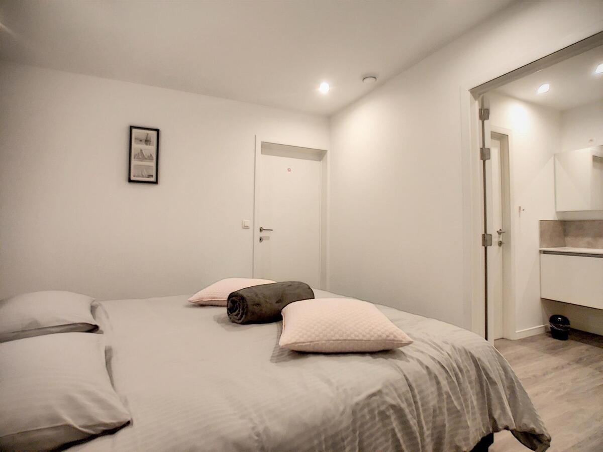 Zeer leuk, volledig gerenoveerd appartement - Heist 