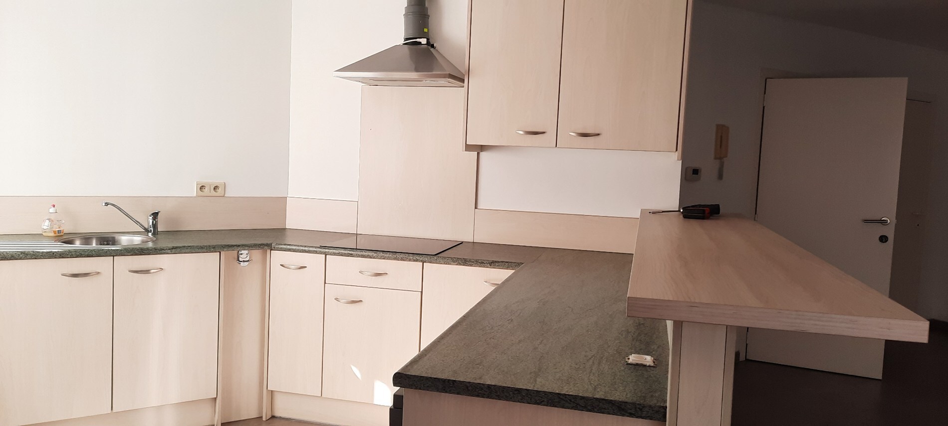 comfortabel appartement op de gelijkvloerse verdieping met 2 slaapkamers. 