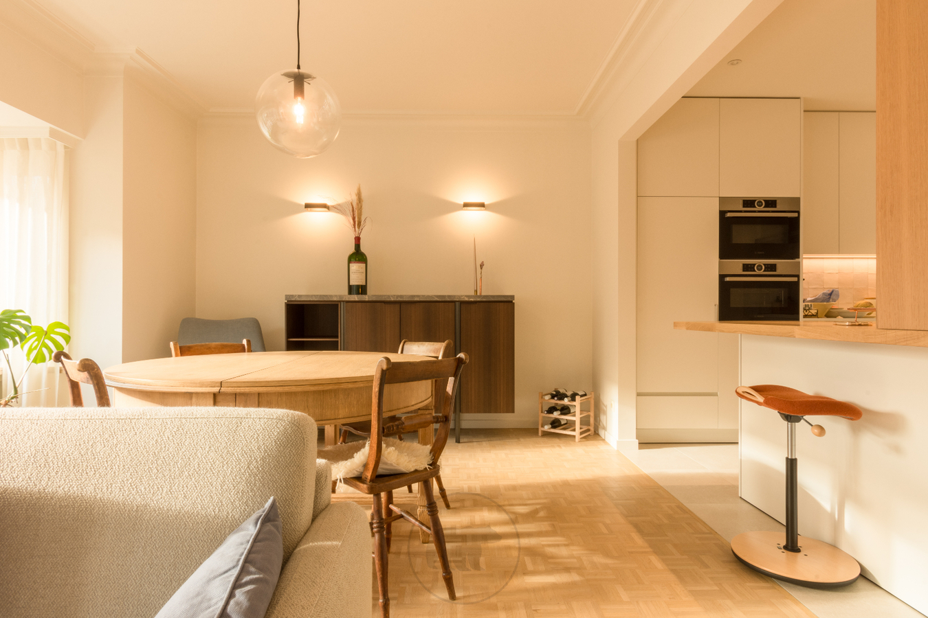 Subliem gelegen appartement met garagebox (renovatie 2020) 