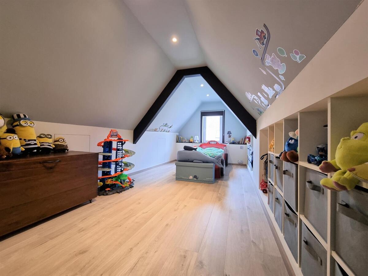 Goed gelegen gezinswoning - Heist 