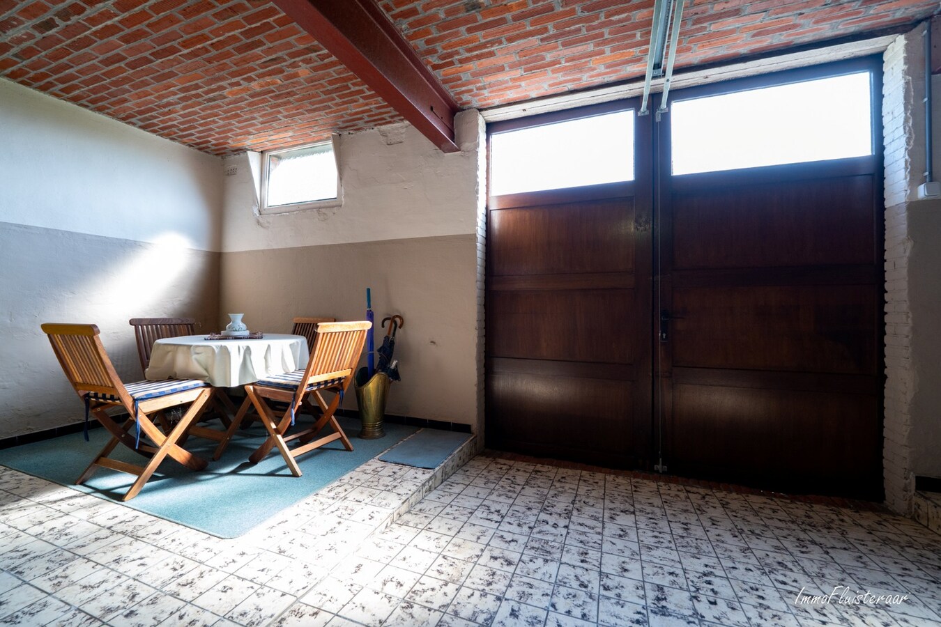 Statige woning met opslagruimte en stalgebouw op ca. 11.391 m2 te Geel 