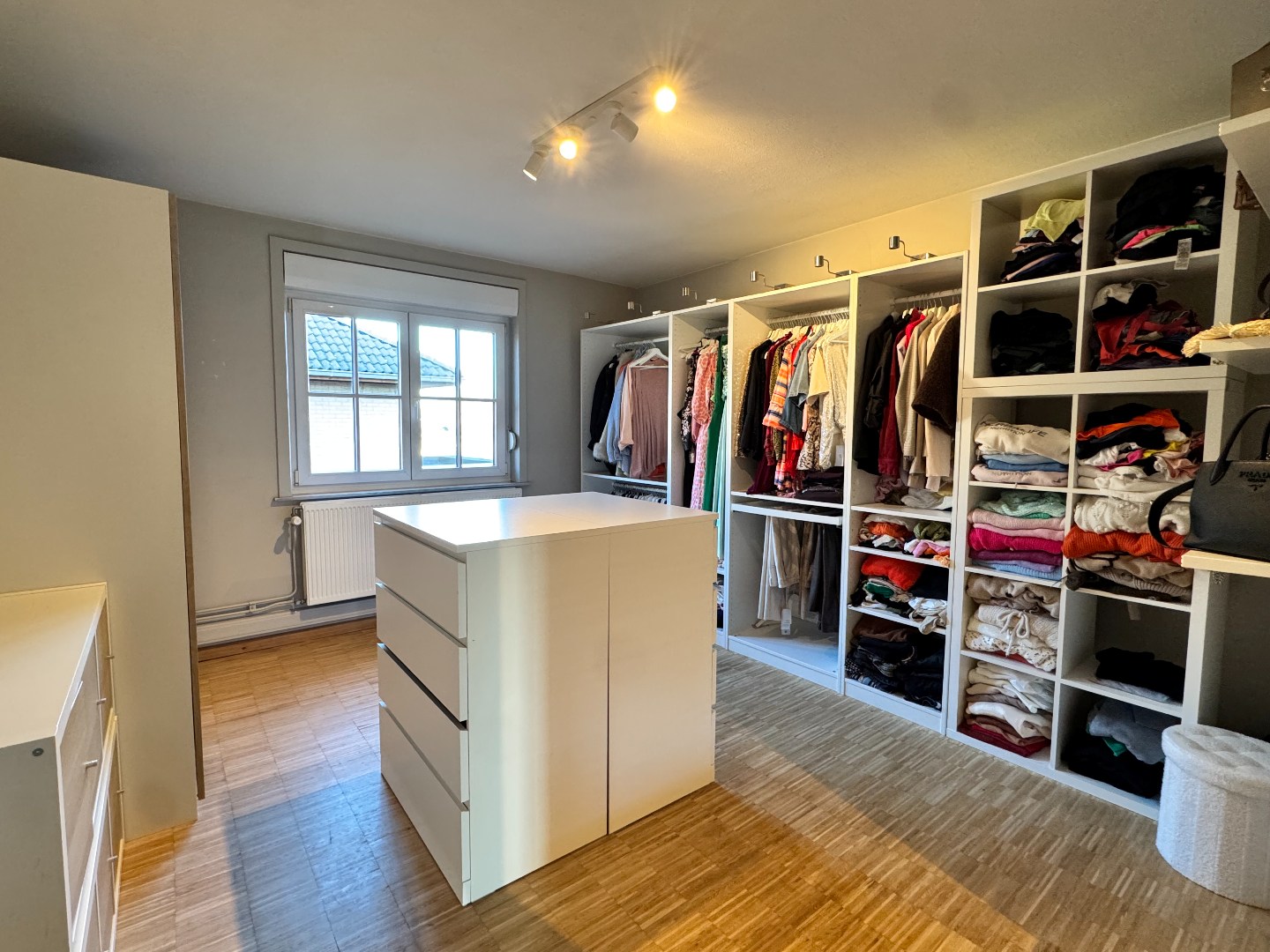 Stijlvolle villa met tal van mogelijkheden te Zulte 