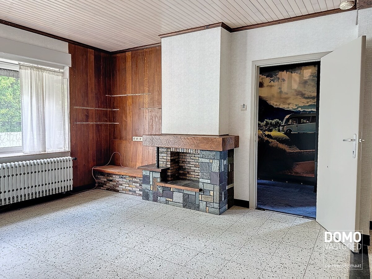 Zeer ruime half open bebouwing gelegen te Hasselt 