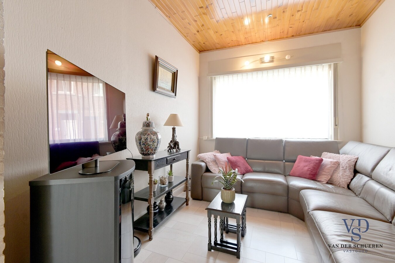 Verzorgde, perfect onderhouden woning. 