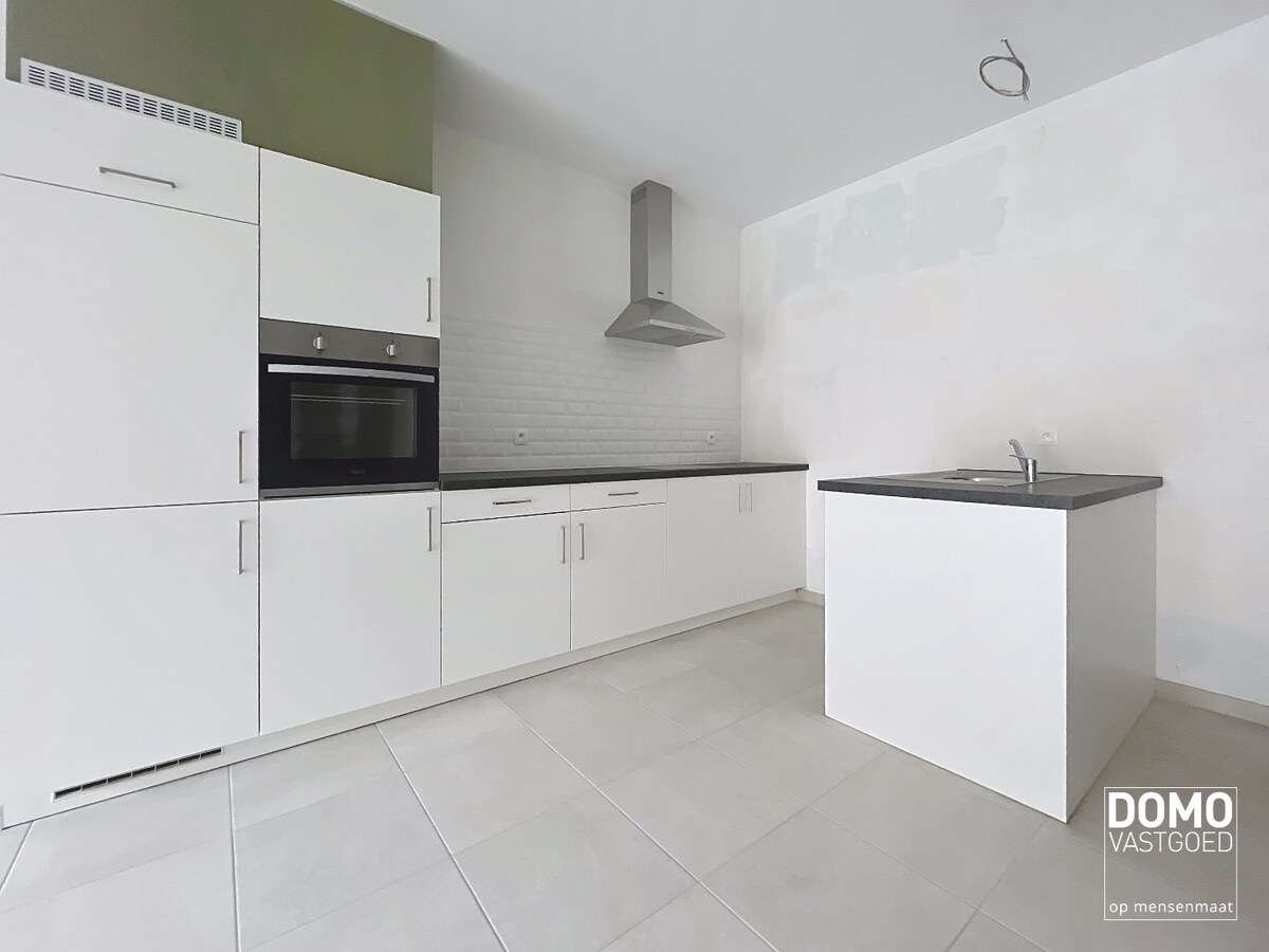 GOED GELEGEN SERVICEFLAT TE KOOP IN CENTRUM HASSELT 