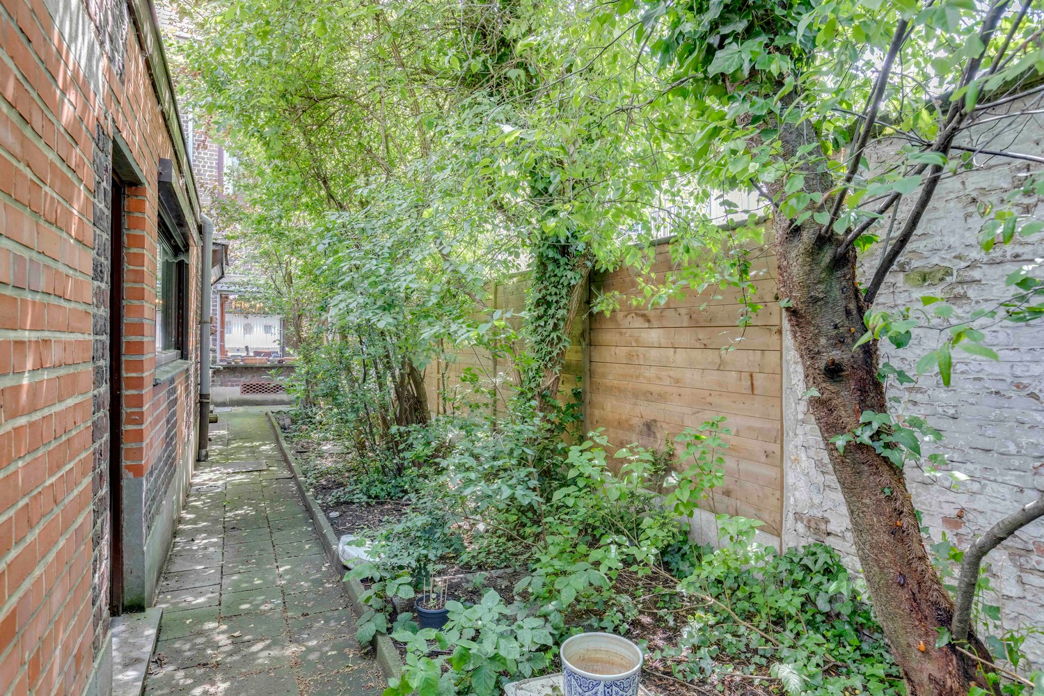 Klassevolle interbellum woning te Gentbrugge 