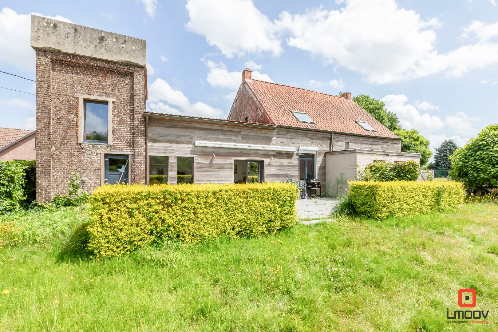 Charmante, instapklare woning met grote stadstuin in Deinze! 