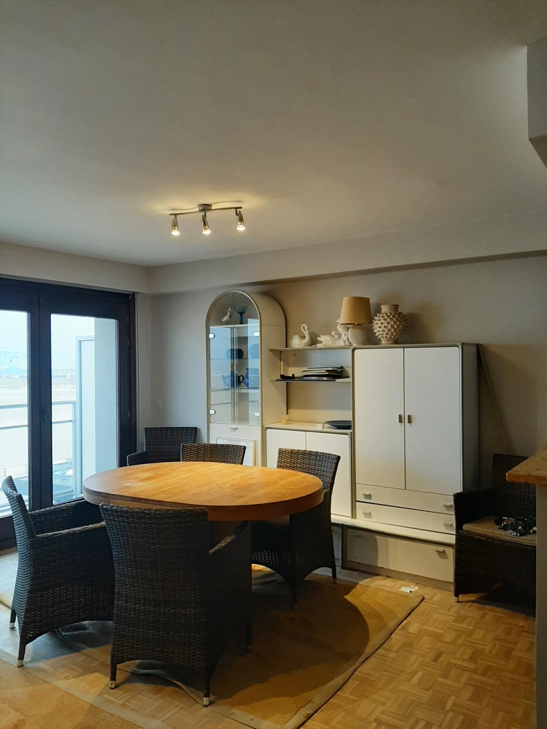 Ruim en gezellige appartement met zicht op zee 