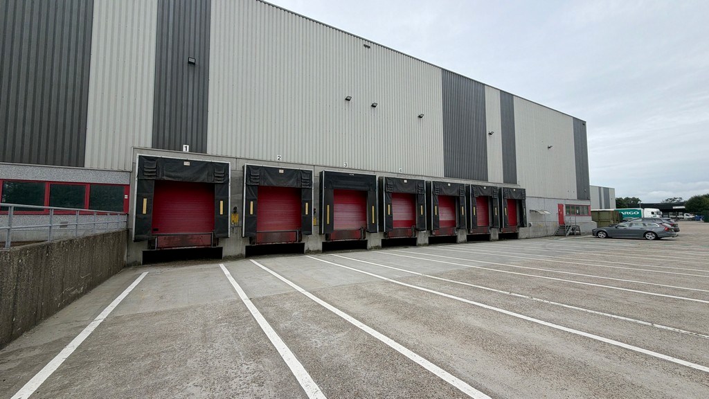 Logistiek gebouw te huur in industriezone Mechelen-Noord