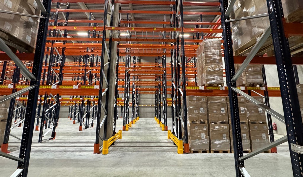 Nieuwbouw logistieke magazijnen te huur in de haven van Gent