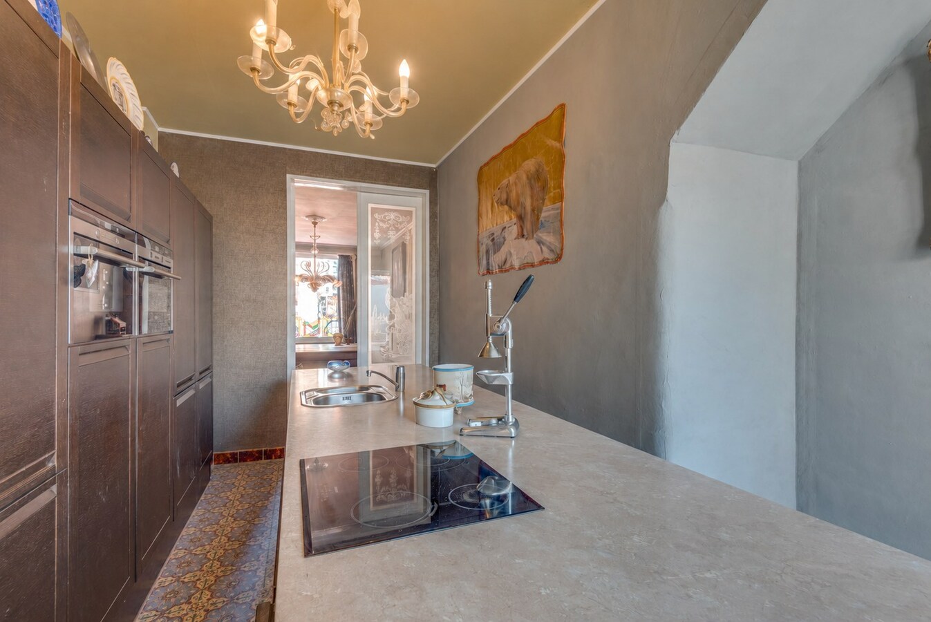 Karaktervolle herenwoning in Belle-Epoquestijl vlakbij zee en strand te Heist. 