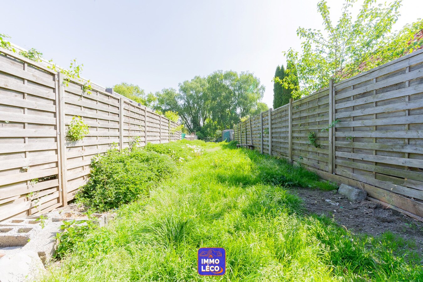 Maison rénovée dans une rue calme avec jardin de +/- 270m². 
