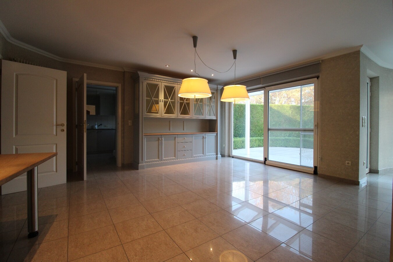 Zeer goed onderhouden woning met 3 slaapkamers 