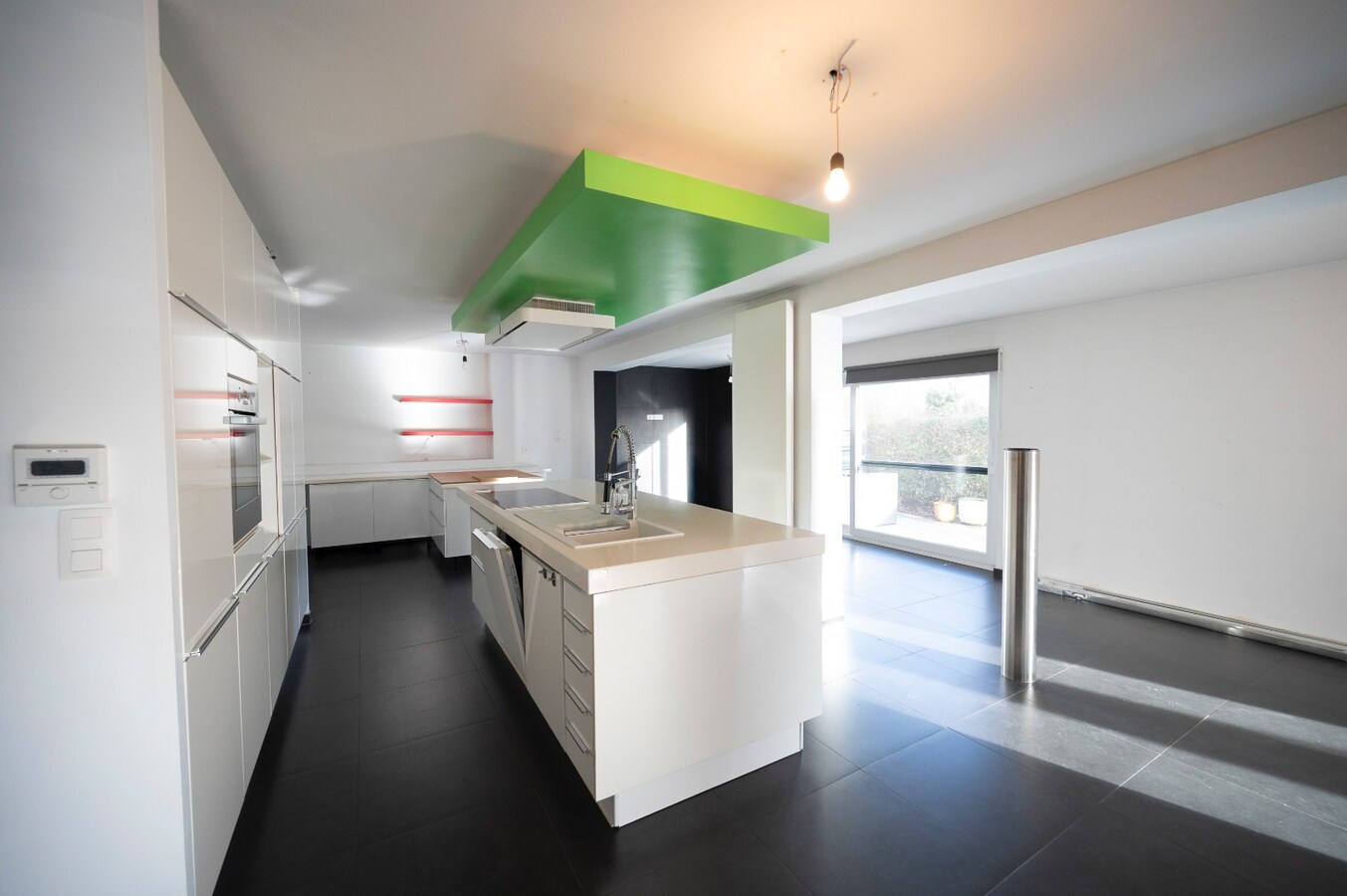 EXCLUSIEVE LOFTVILLA IN OASE VAN RUST OP ZUCHT VAN ZEE 