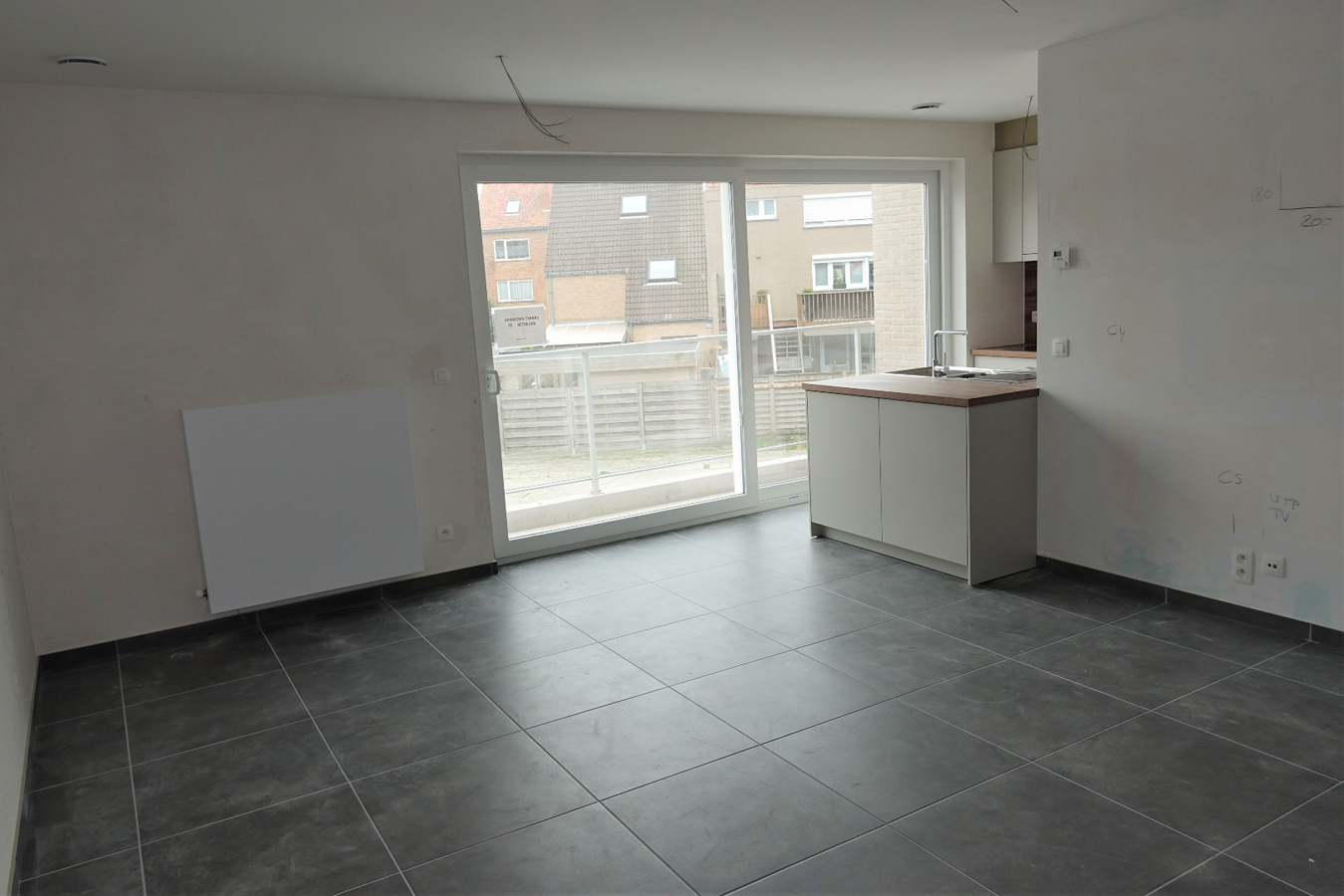 Nieuwbouw appartement met terras 