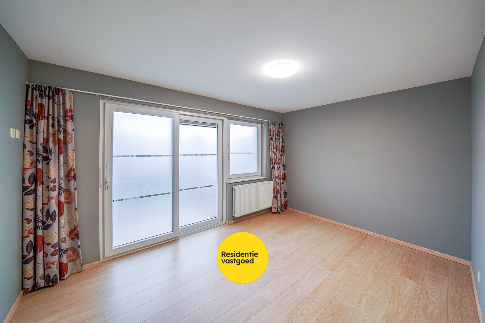 Instapklaar appartement met 2 terrassen te Mariakerke 