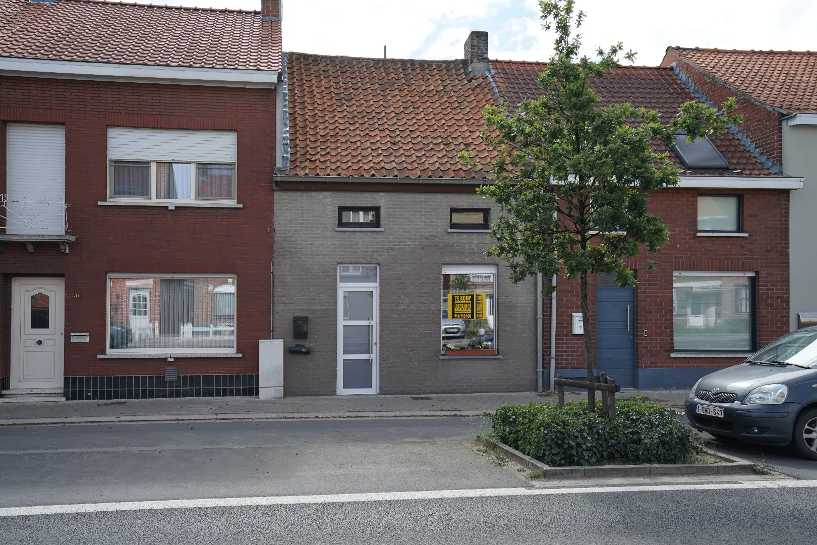 Gezellige starterswoning met 2 slaapkamers op 502 m²  nabij het centrum van Torhout. 